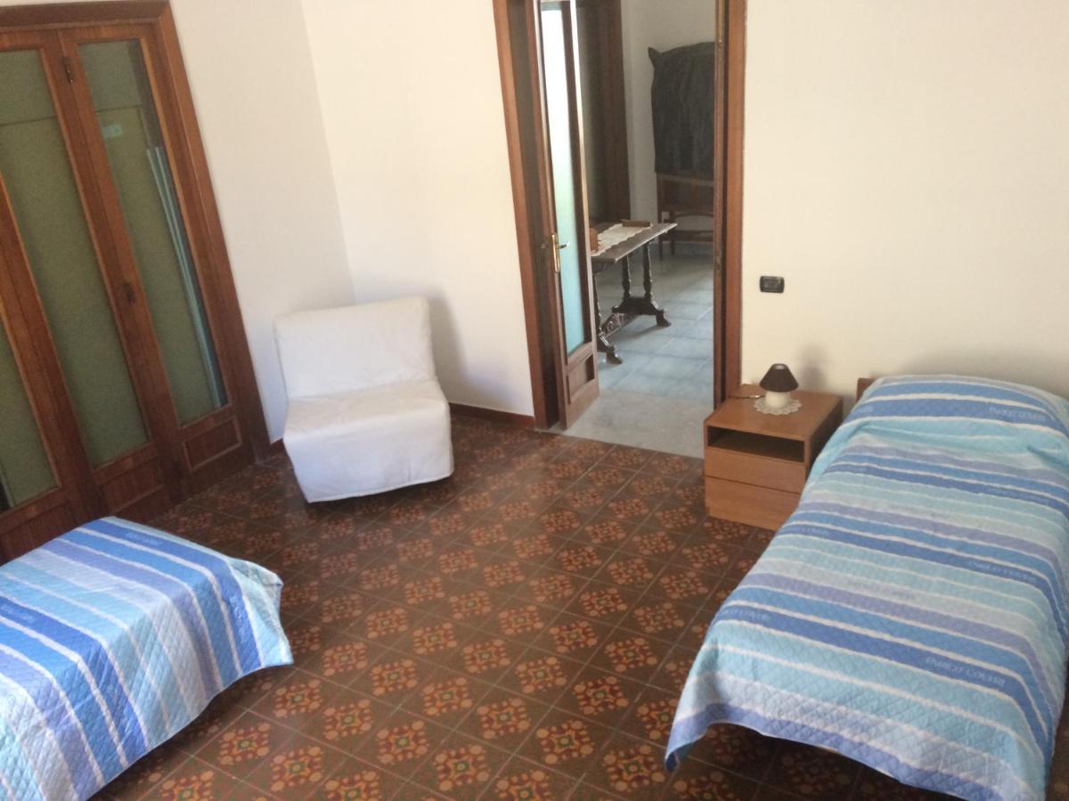 The Reef House Bed and Breakfast Pozzuoli Buitenkant foto